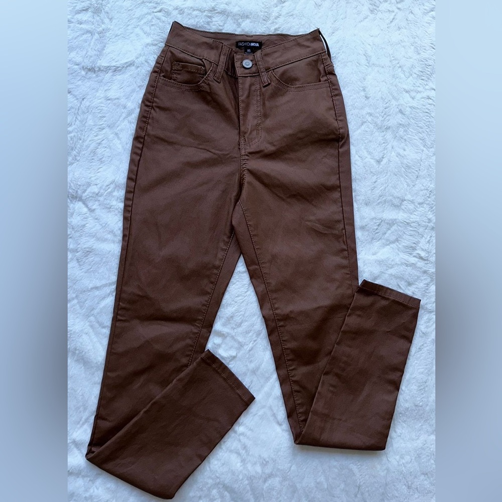 Jeans tallo alto.
